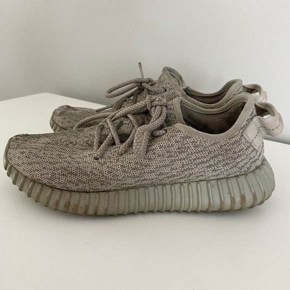 Gray Yeezy moonrock boost 350s - Picture 5 of 7